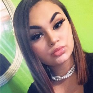 Meet your Posher, Leah